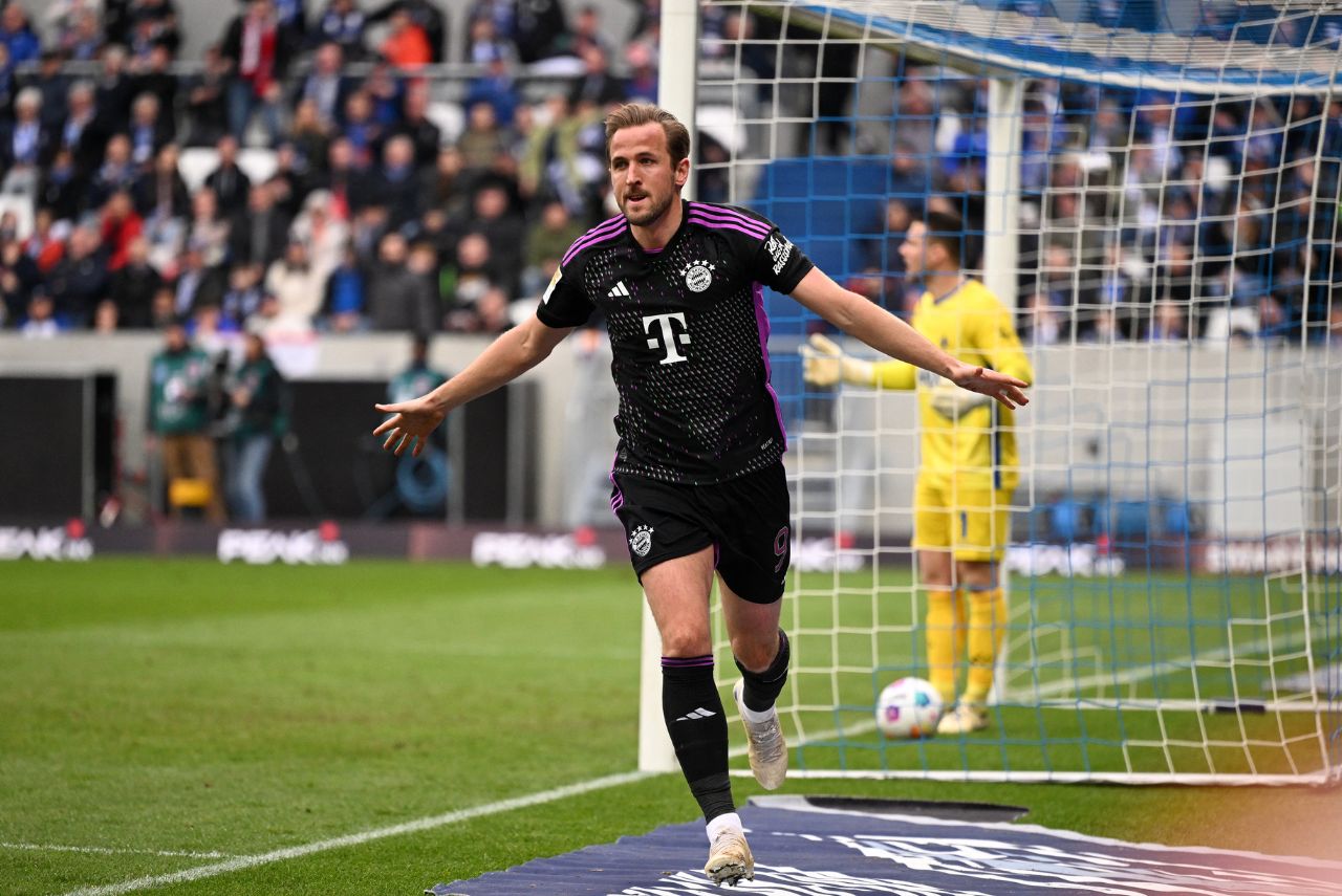 Kane comemora mais um gol pelo Bayern