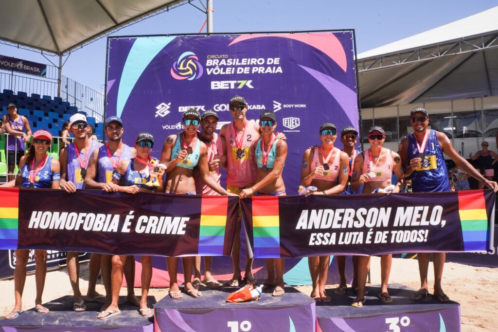 Pódio feminino e masculino - 2º etapa do Circuito Brasileiro de Vôlei de Praia