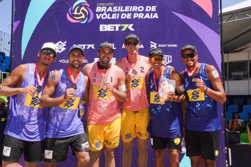 Pódio masculino - 2º etapa do Circuito Brasileiro de Vôlei de Praia