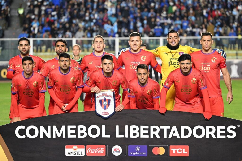 Cerro Porteño na Libertadores de 2023, antes de confronto contra o Bolívar (Foto: Aizar Raldes/AFP)