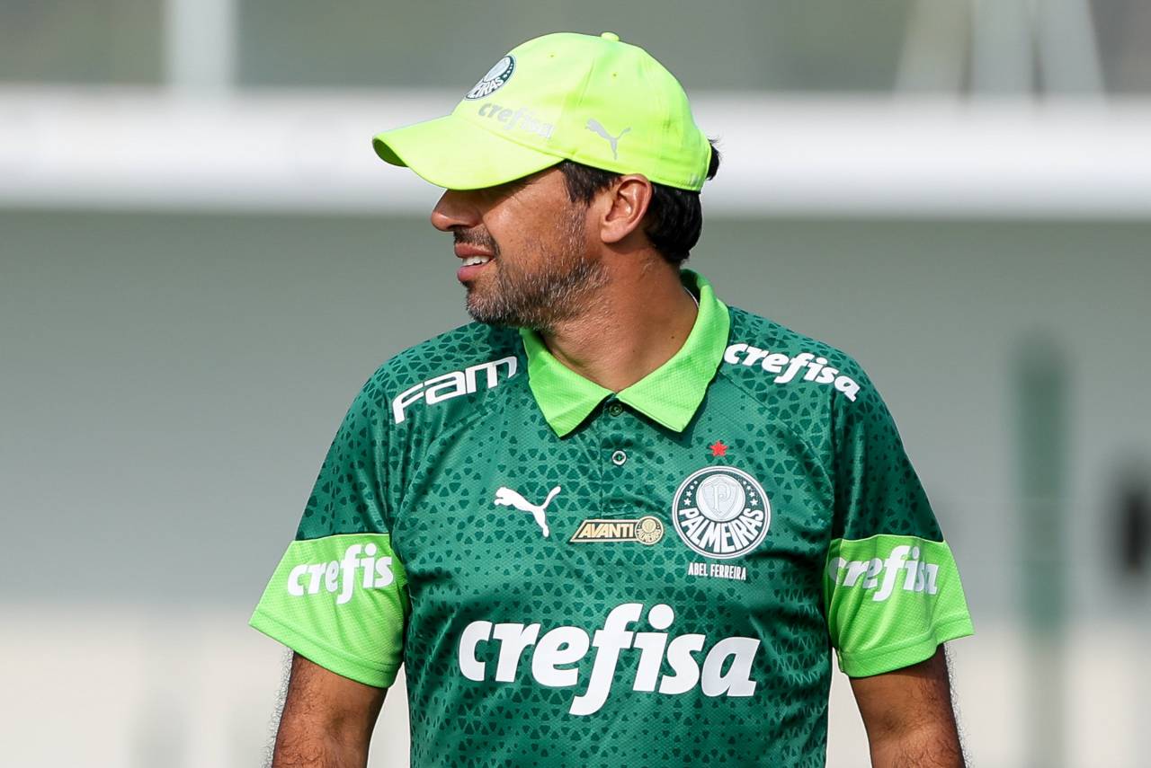 Abel Ferreira tem contrato com o Palmeiras até 2025. Foto: Cesar Menotti/Palmeiras