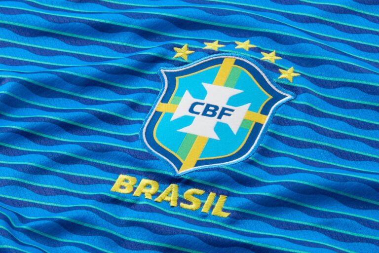 <p>Padrão azul da Seleção Brasileira será utilizado contra a Inglaterra (Foto: Nike/Divulgação)</p>
