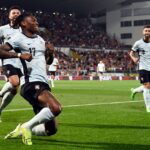 Rafael Leão fez o primeiro na vitória de Portugal sobre a Suécia (Foto: Miguel Riopa/AFP)