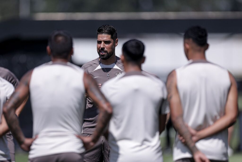 António Oliveira - técnico do Corinthians