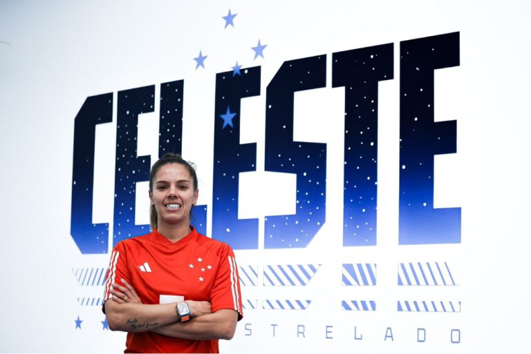 <p>Vantressa Ferreira é a nova auxiliar técnica do Cruzeiro (Foto: Divulgação)</p>