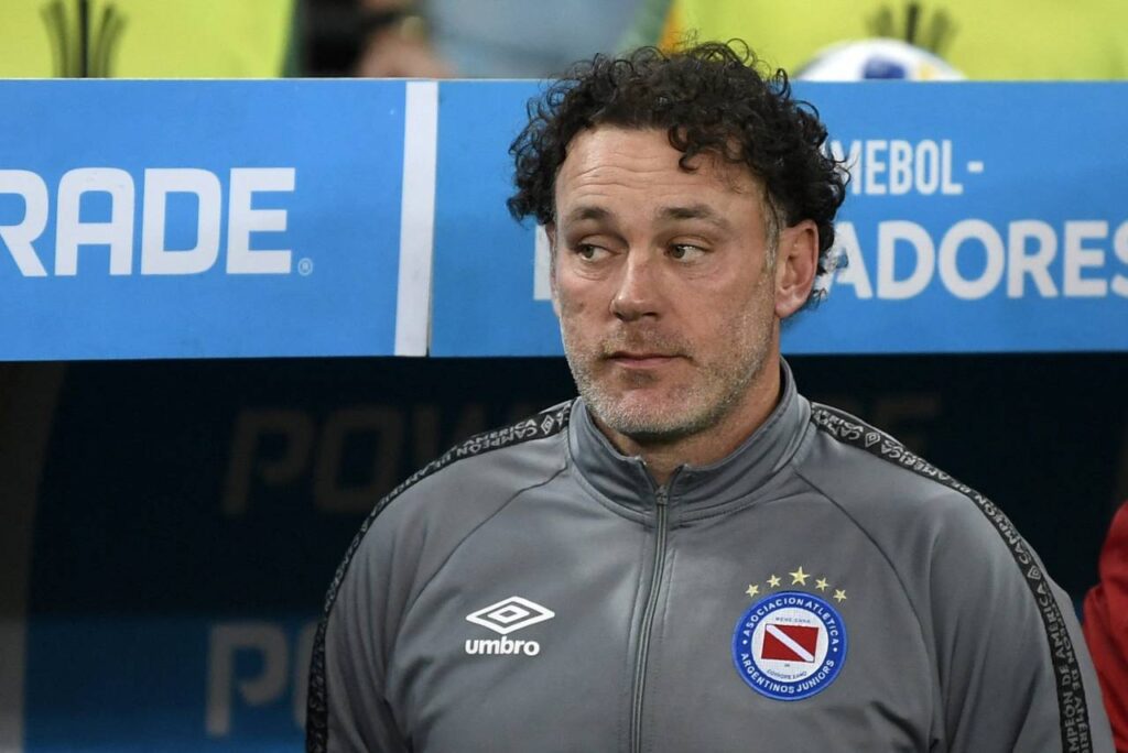Gabriel Milito chega com contrate até dezxembro de 2025. Foto: MAURO PIMENTEL/AFP