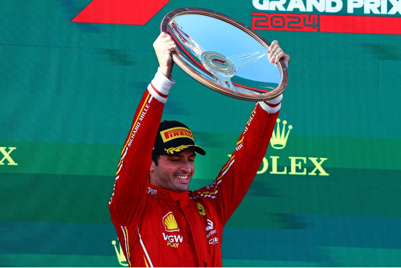 Carlos Sainz foi o grande vencedor do GP da Austrália (Foto: Divulgação)