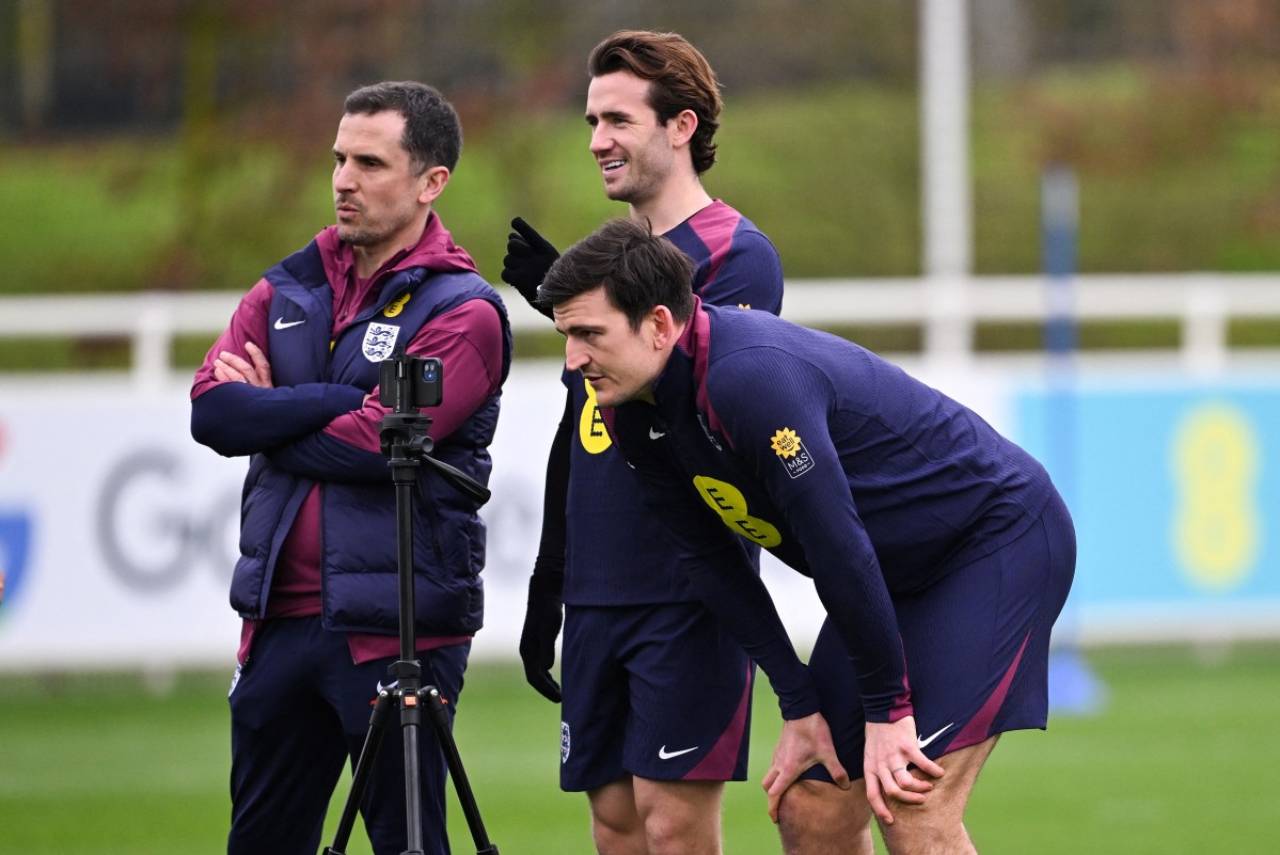 Harry Maguire é desfalque confirmando da Inglaterra contra a Bélgica. Foto: JUSTIN TALLISAFP