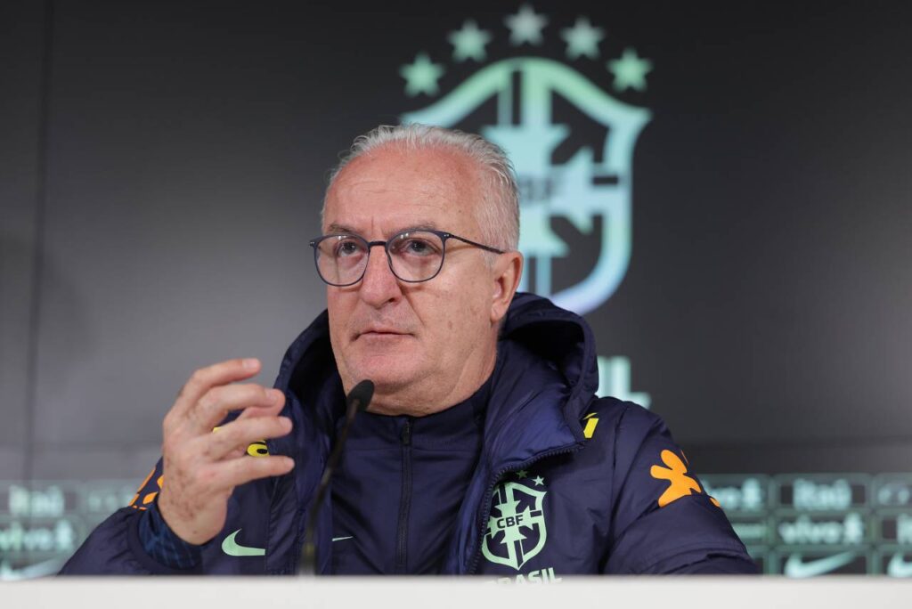Dorival Júnior lamentou os ataques seguidos a Vini Jr. Foto: Rafael Ribeiro/CBF