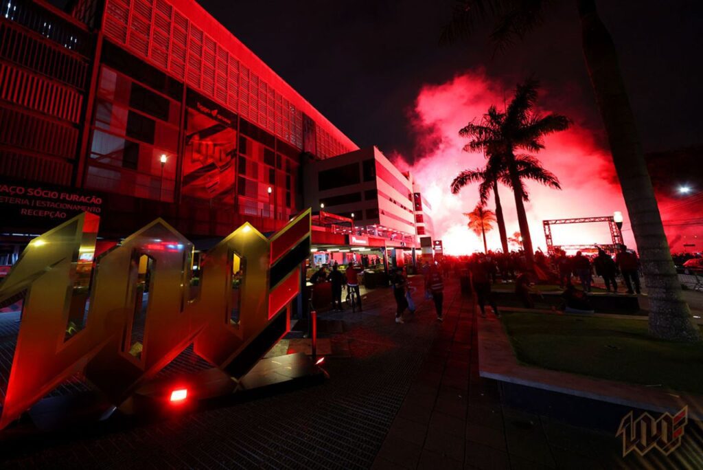 Registro da festa de 100 anos do Athletico-PR