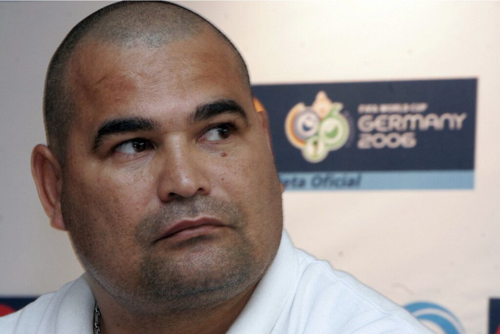 Chilavert foi homofóbico nas redes sociais