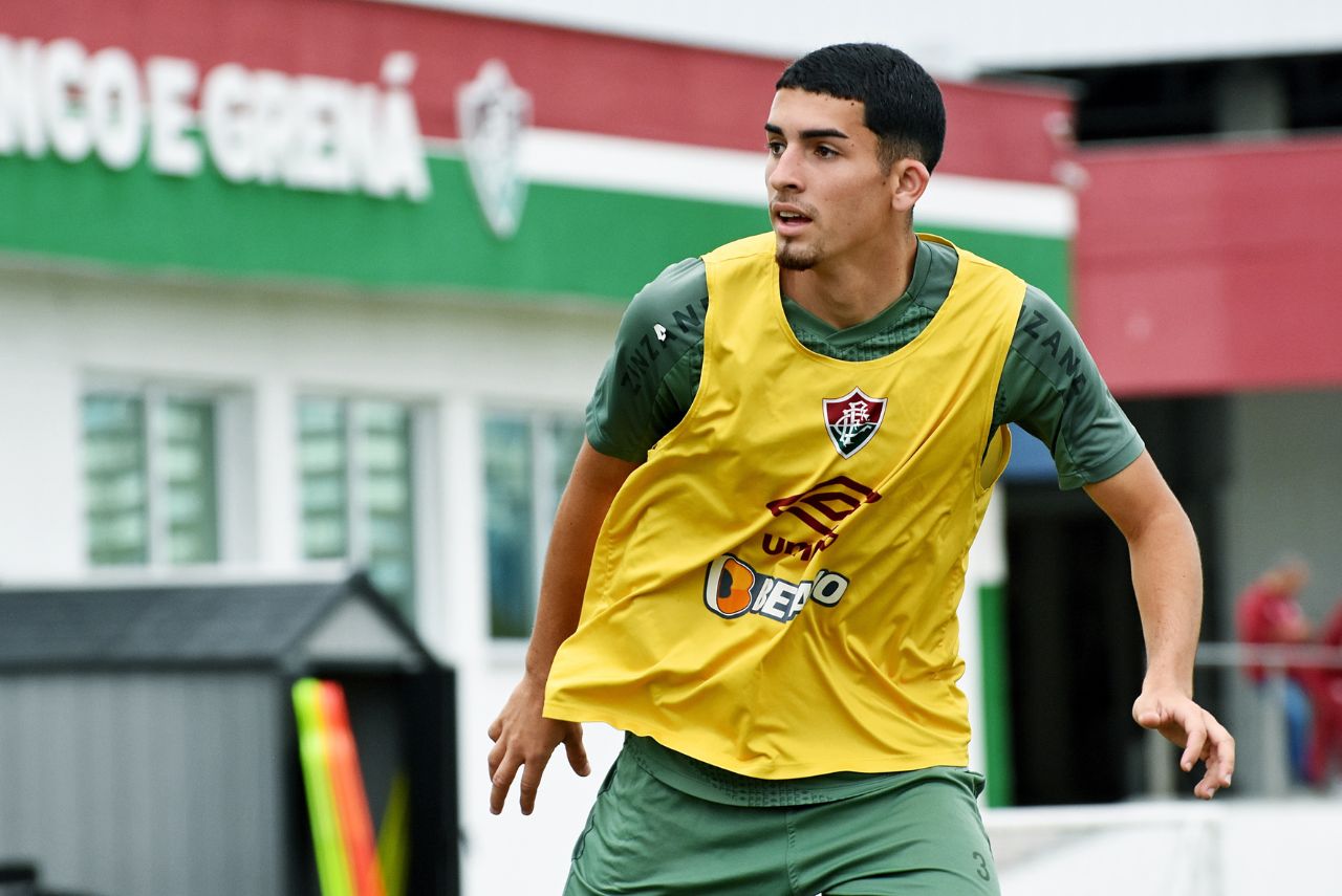 Davi foi revelado na base do Fluminense (Foto: Mailson Santana/FFC)