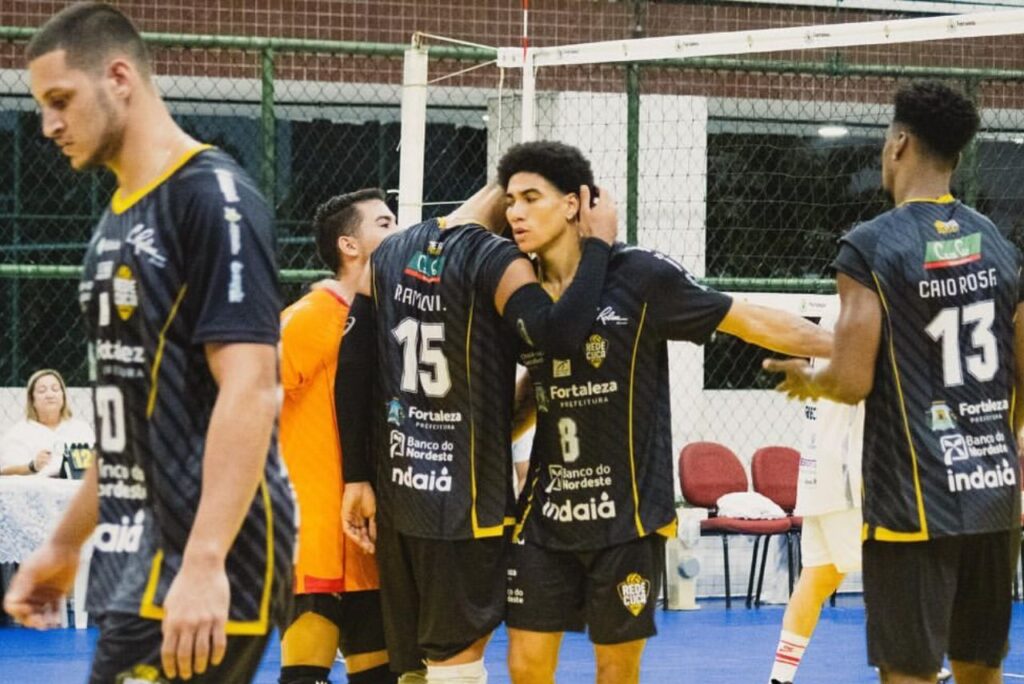 Jogadores do Rede Cuca em jogo da Superliga B 2024