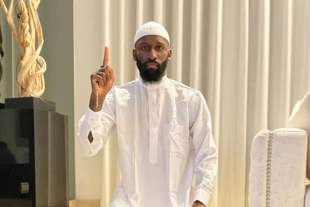 Rüdiger celebrou início do Ramadã em suas redes sociais (Foto: Reprodução)