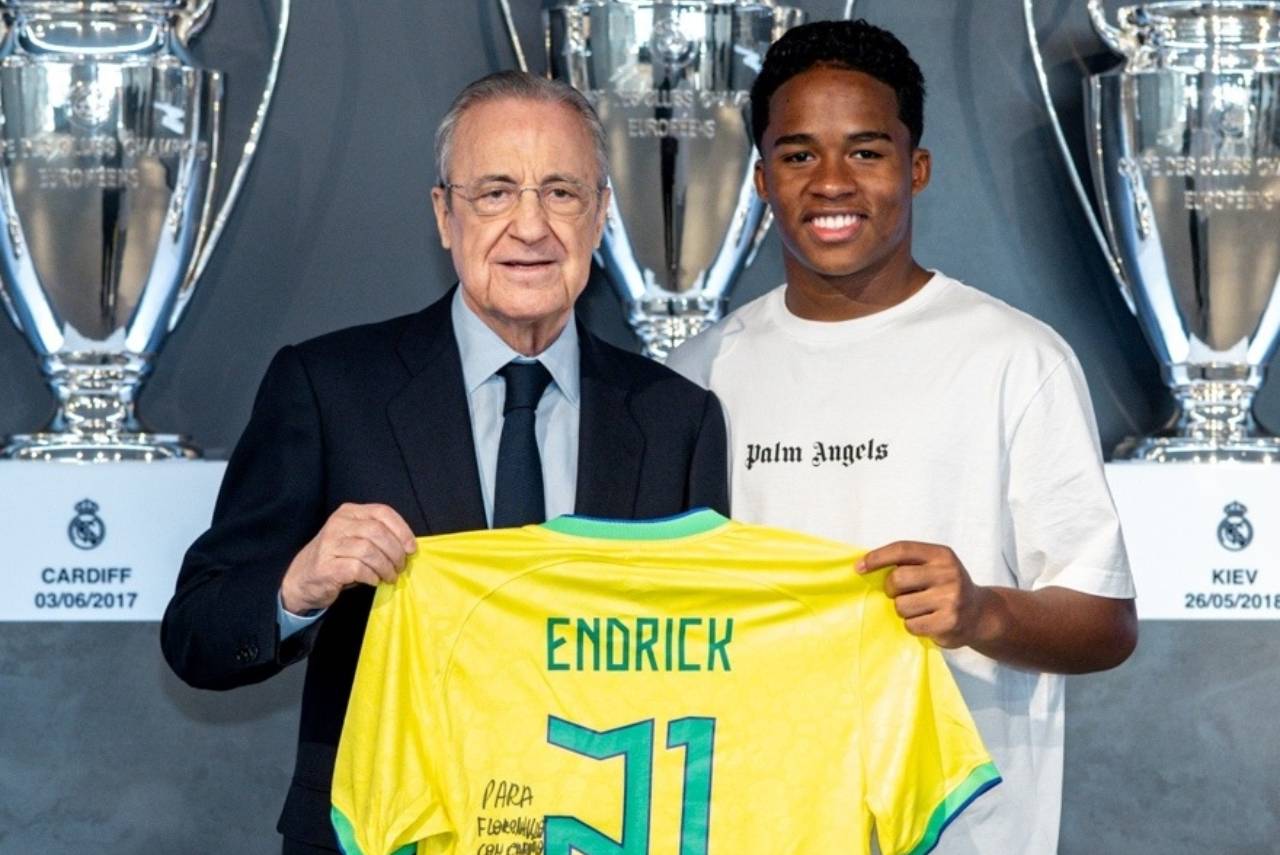 Endrick e Florentino Pérez já tinham se encontrado em Madrid no fim do ano passado. Foto: Divulgação/Real Madrid