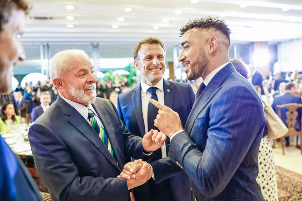 Payet participou de jantar com Lula e Macron (Foto: Ricardo Stuckert)