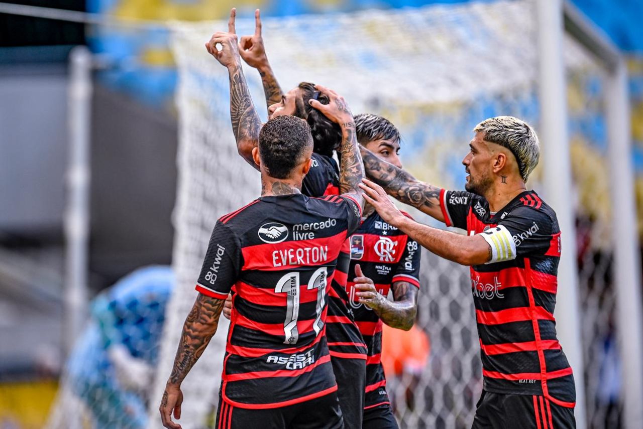 Pedro marcou o gol 13 mil do Flamengo na vitória sobre o Nova Iguaçu (Foto: Marcelo Cortes/CRF)