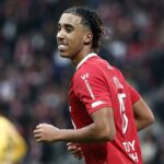 Leny Yoro vem se destacando pelo Lille (Foto: Sameer Al-Adoumy/AFP)