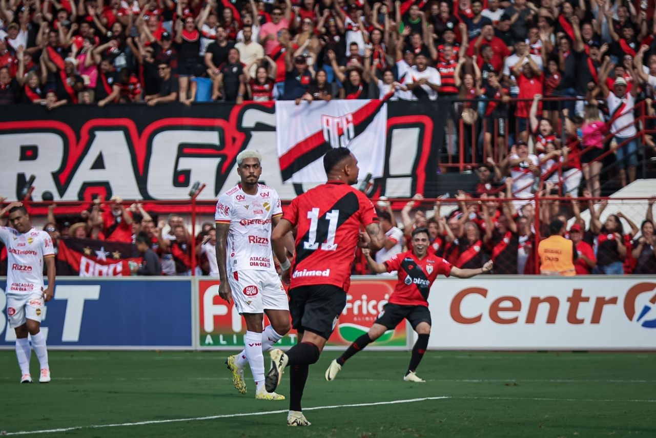 Atlético-GO x Vila Nova