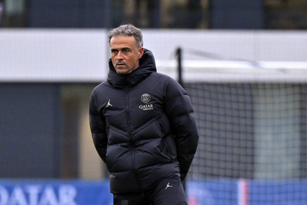 Luis Enrique está confiante em uma vitória do PSG. Foto: Reprodução/X