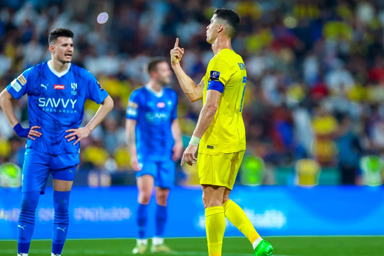 O Al-Hilal vai enfrentar o Al-Ittihad na final da Supercopa. Foto: Reprodução/X