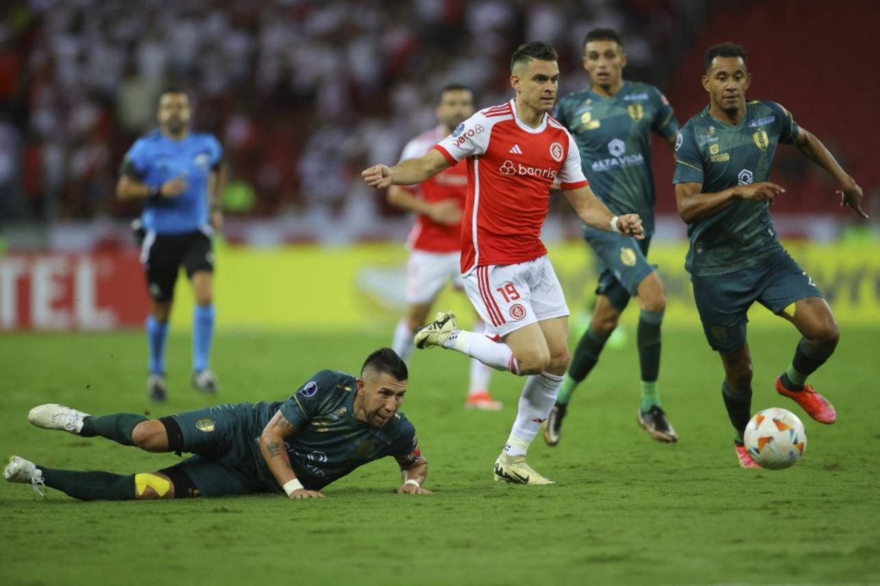 O Internacional até tentou, mas não saiu do 0x0. Foto: Reprodução/X