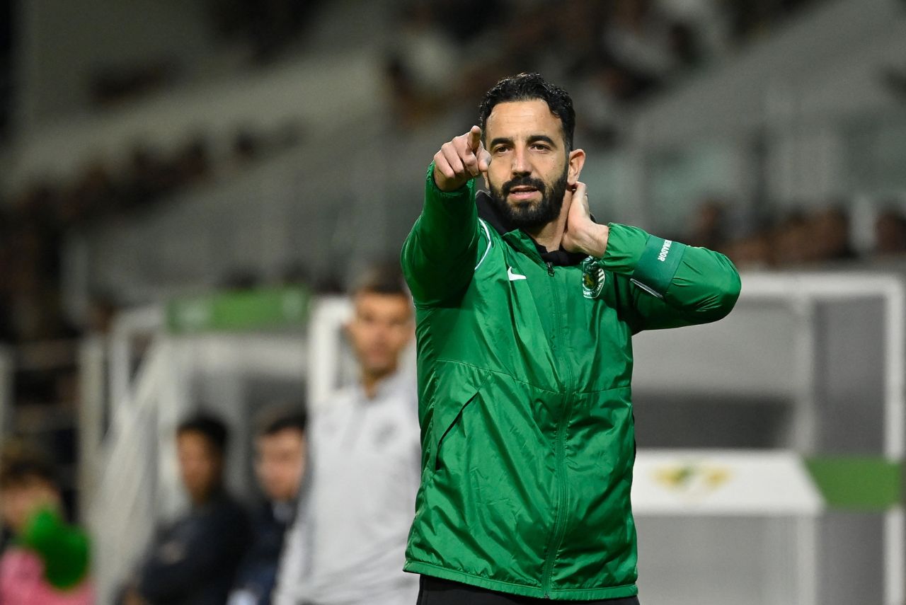Rúben Amorim é cotado para assumir o Liverpool
