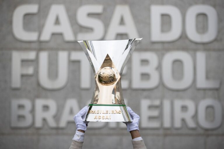 <p>Disputa pelo troféu do Brasileirão promete ser acirrada em 2024 (Foto: Lucas Figueiredo/CBF)</p>
