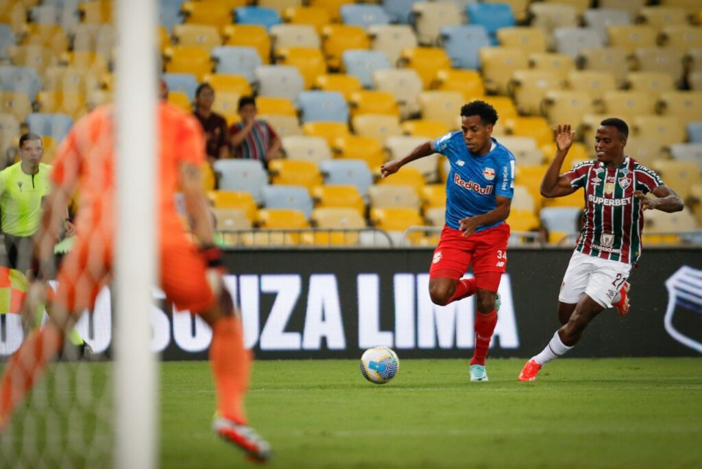 Lance do jogo Fluminense x Red Bull Bragantino no Brasileirão 2024