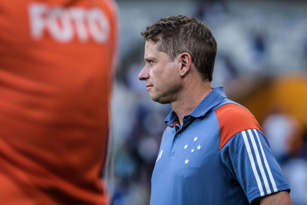Fernando Seabra, técnico do Cruzeiro