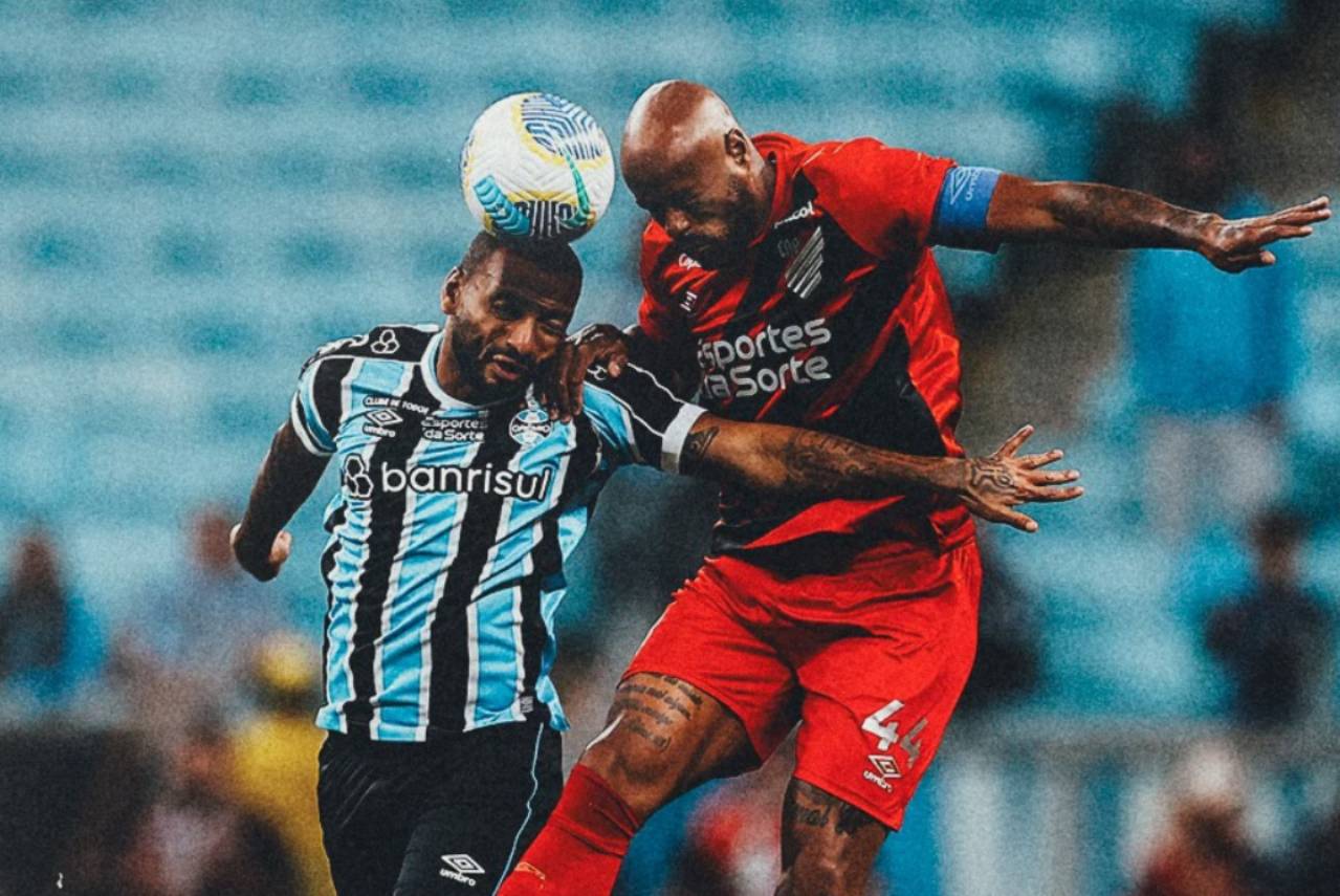 Lance do jogo Grêmio x Athletico-PR no Brasileirão 2024