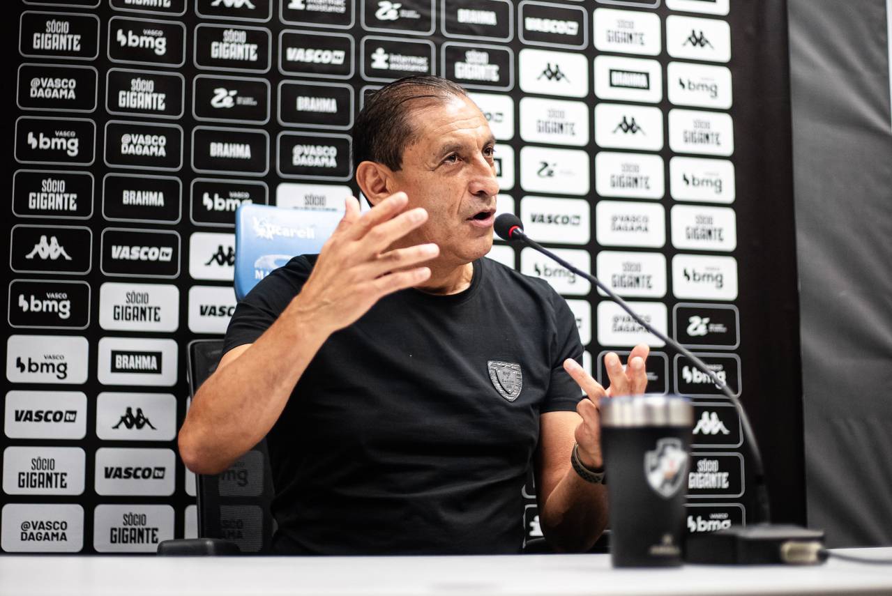 Ramón Díaz pediu desculpa minutos depois de fazer a afirmação. Foto: Leandro Amorim/Vasco
