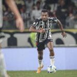 Edenilson vai reforçar o meio-campo do Grêmio (Foto: Pedro Souza/CAM)