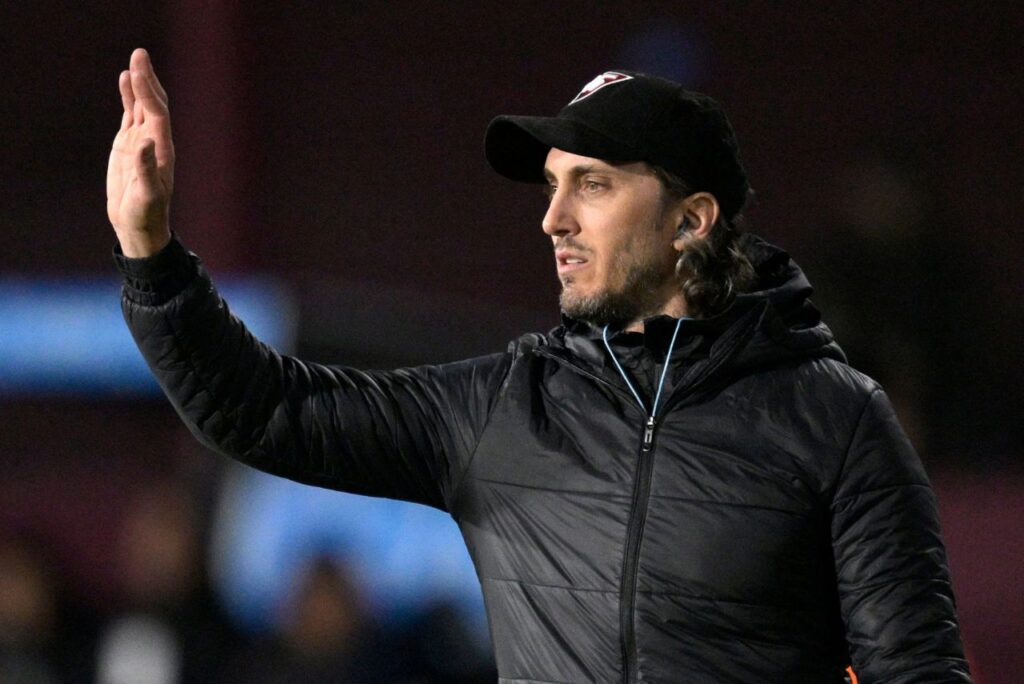 Luis Zubeldía é o novo técnico do São Paulo