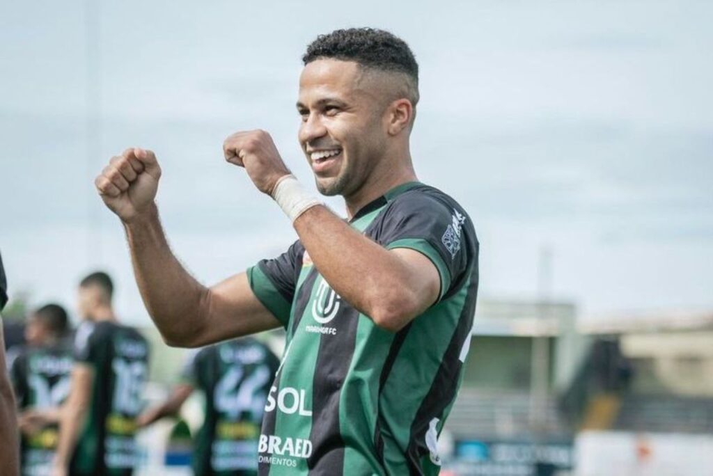Serginho foi revelado pelo Santos ao lado de Neymar (Foto: Reprodução)