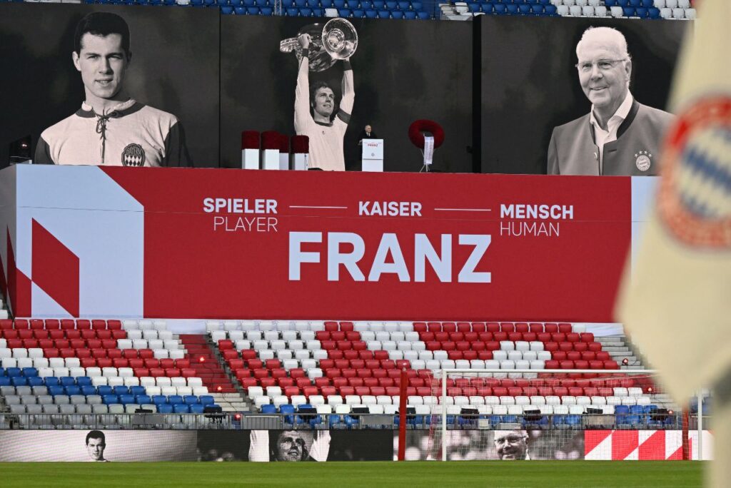 Beckenbauer já recebeu homenagens no estádio do Bayern