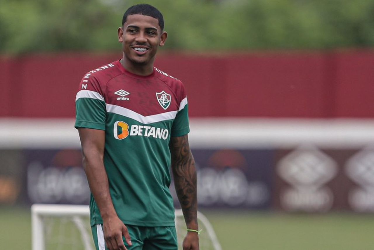 Atacante John Kennedy em treino do Fluminense em 2023
