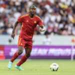 Evan Ndicka, zagueiro da Roma (Foto: Charly Triballeau/AFP)