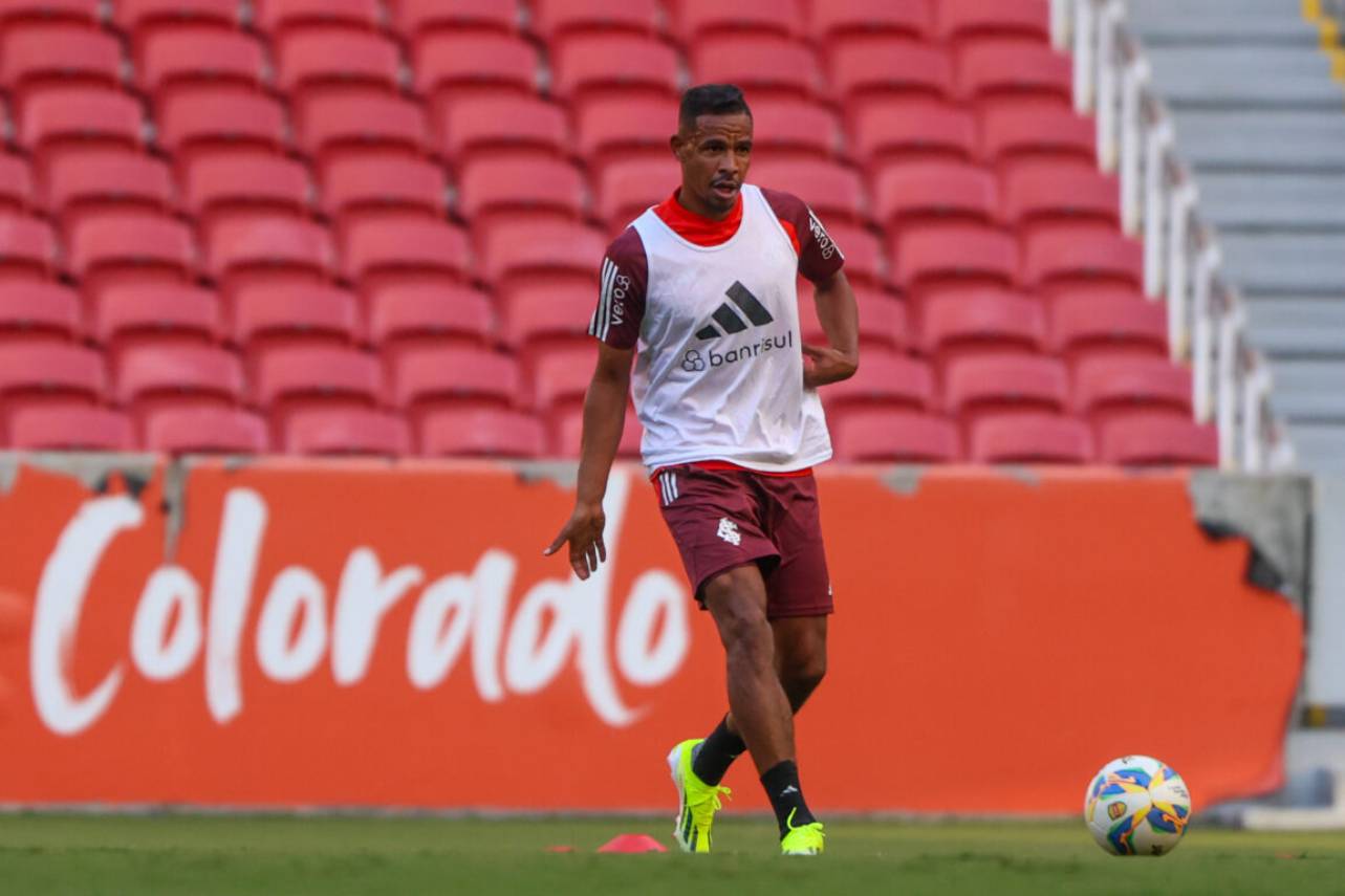 Fernando e Alano ainda não têm presença confirmada na próxima partida. Foto: Ricardo Duarte/Internacional