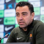 Xavi em coletiva do Barcelona