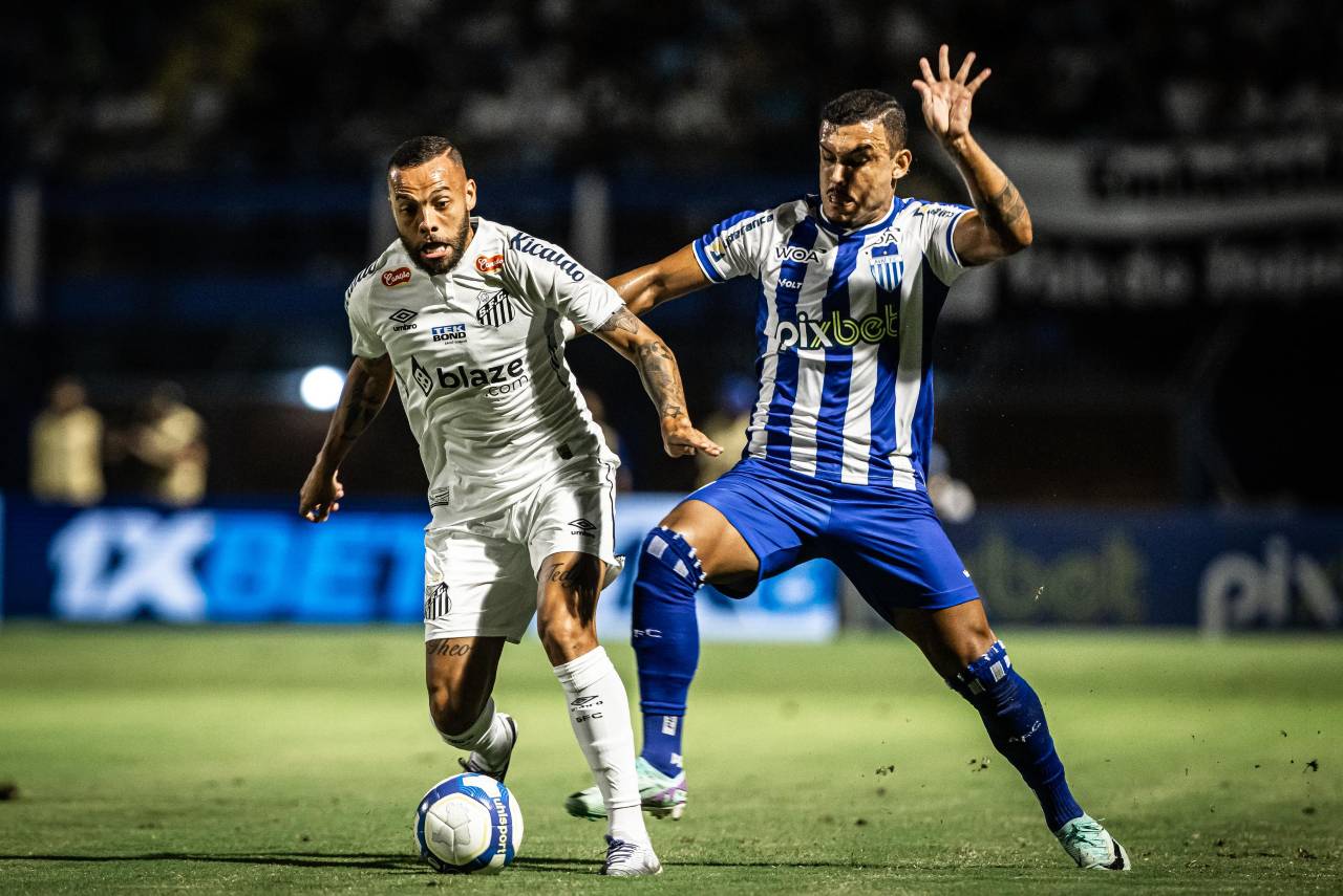 O Santos bateu o Avaí e venceu mais uma na Série B. Foto: Reprodução/X