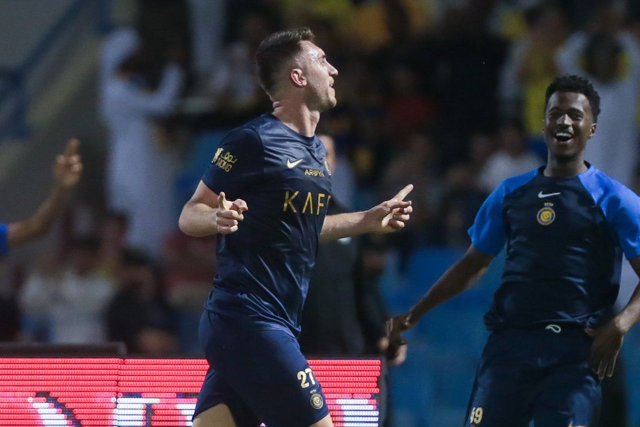 Laporte comemora gol do Al-Nassr