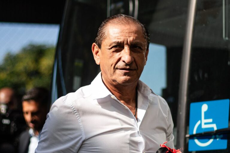 <p>Ramón Díaz antes da derrota do Vasco. Foto: Leandro Amorim/Vasco</p>