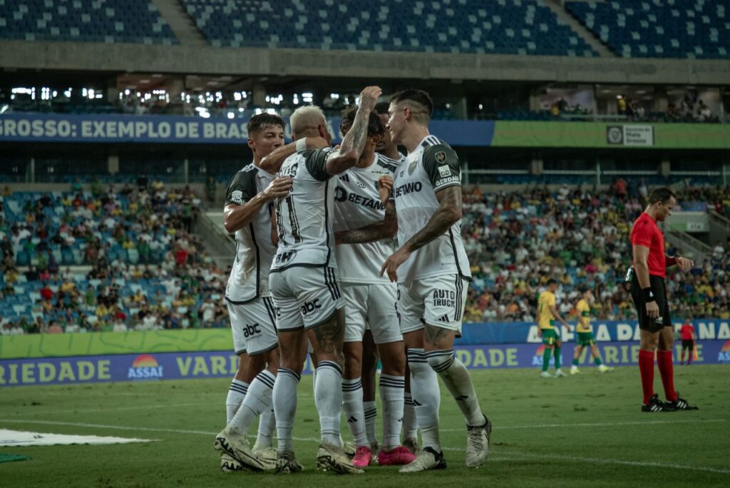 Jogadores do Atlético-MG comemoram vitória