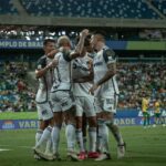 Jogadores do Atlético-MG comemoram vitória