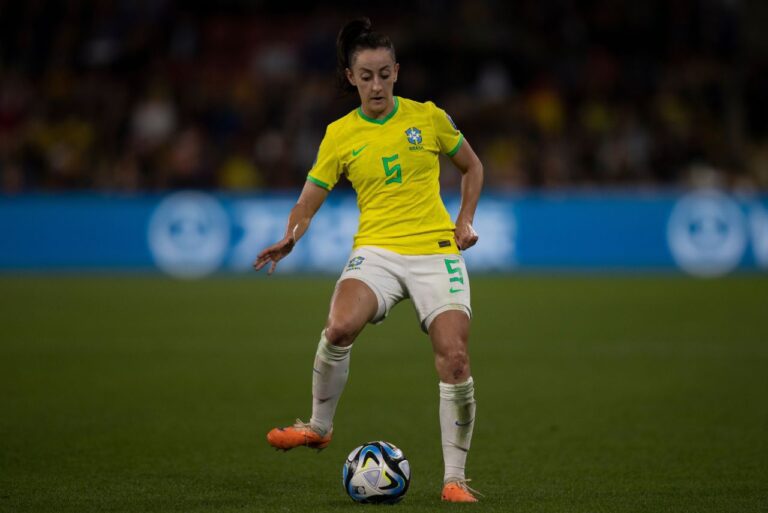 <p>Luana Bertolucci, meio-campista da Seleção Brasileira (Foto: Thais Magalhães/CBF)</p>
