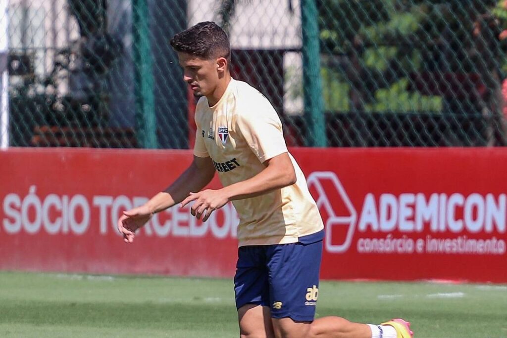 Pablo Maia se machucou durante um treino antes do clássico. Foto: Divulgação/São Paulo