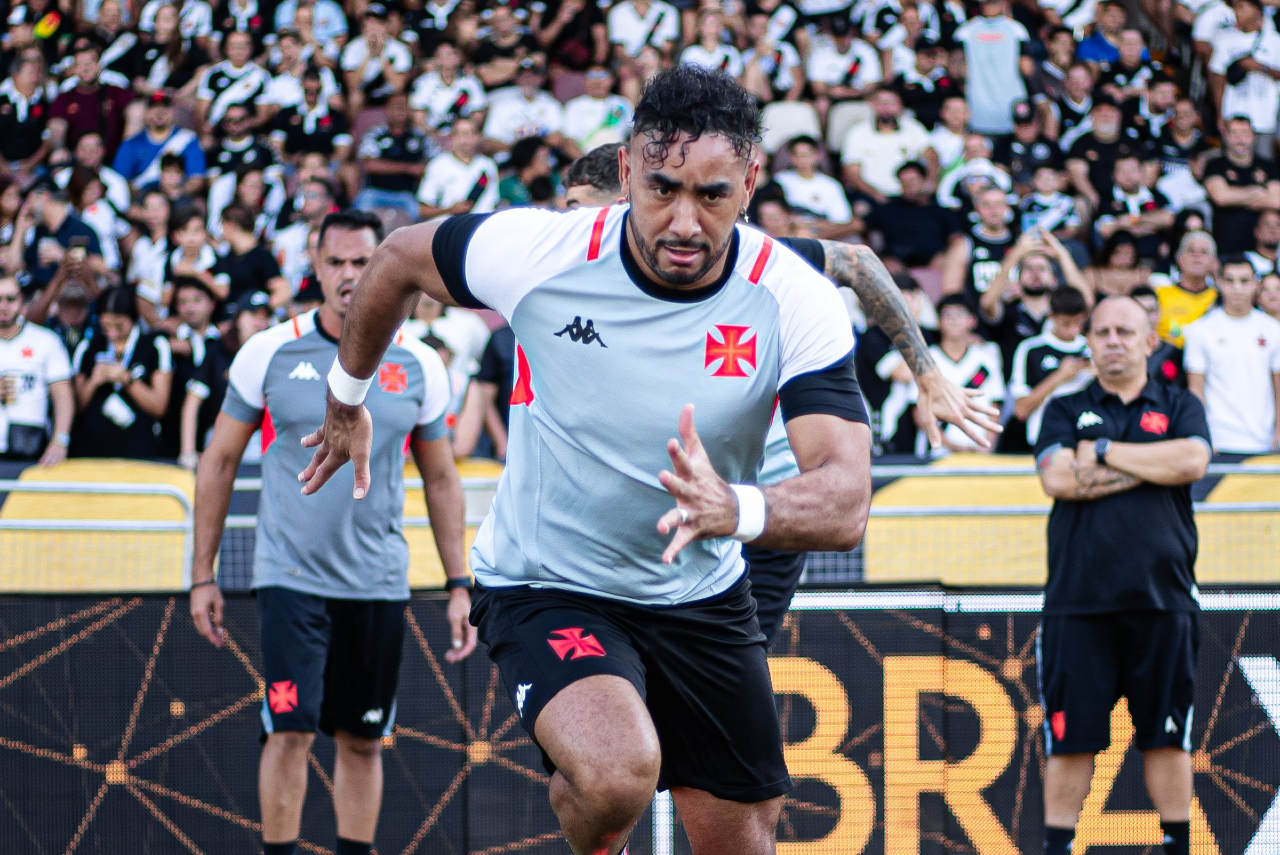 Payet em aquecimento de Vasco x Criciúma