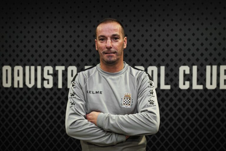 <p>Petit é mais um treinador português no Brasil. Foto: Reprodução/BFC</p>
