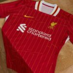 Novo uniforme do Liverpool